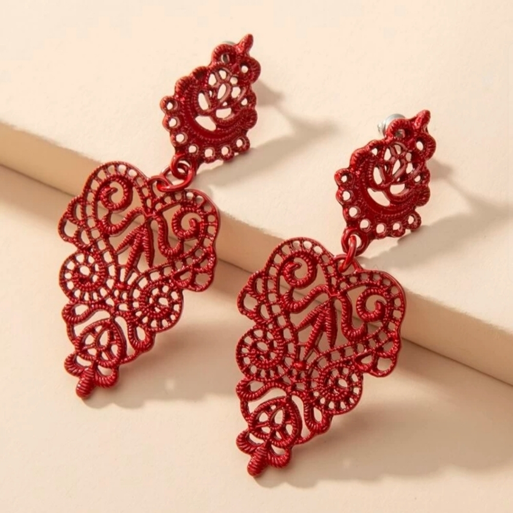 Red Lace Pattern Chandelier Earrings